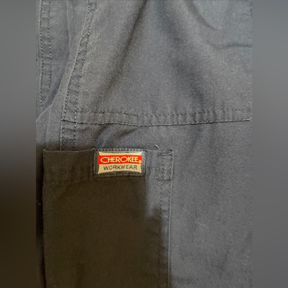 3 Cherokee Workwear Low Rise Drawstring Cargo Scrub Pant M Petite 4020P Navy - Picture 4 of 5